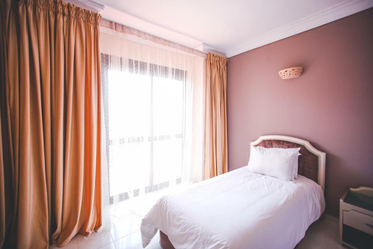อัปปาร์ต โฮเต็ล อเลีย Aparthotel แทนเจียร์ ภายนอก รูปภาพ